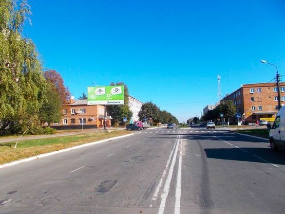 Фото рекламной плоскости по адресу Курская ул., 18  в центр 0,1 м