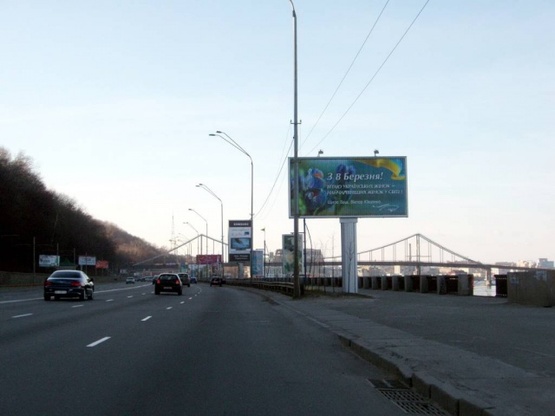 Фото рекламной плоскости по адресу Набережное шоссе(4)(800м к Пеш. Мост.)