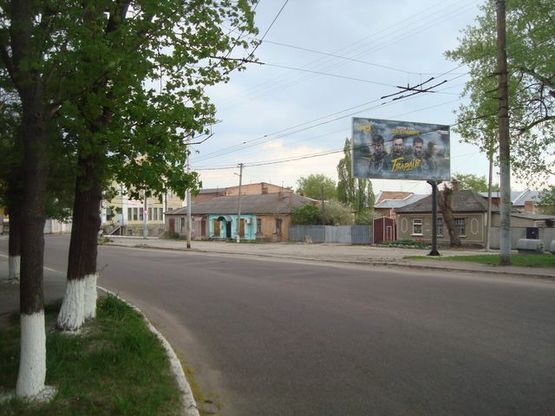 Фото рекламной плоскости по адресу Дмитрян ул.,3  (аптека, от ж/д  вокзала в центр)
