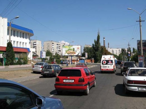 Фото рекламной плоскости по адресу перекрёсток ул.Александрийской, ул.1Мая, №20-А, Перекрёсток ул. 1-го Мая и ул. Александрийской, междугородний переговорный пункт «Укртелеком».