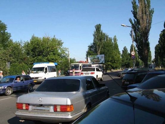 Фото рекламной плоскости по адресу ул.Победы, остановка "рынок Утренний", Маршрут всего общественного транспорта, район рынка "Утренний"