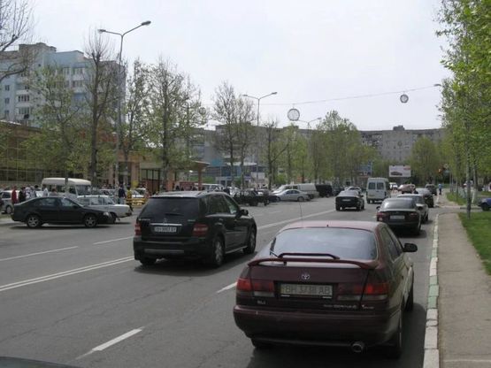 Фото рекламной плоскости по адресу перекрёсток ул. Ленина, бульвара Гайдара, Супермаркет "Таврия В", ресторан "Эдельвейс", маршрут всего общественного транспорта,  дорога к кемпингу «Украина», в «ЭЛИТТЕНИСКЛУБ», яхтклуб, пляж, турбазы, к элитному микрорайону на берегу моря