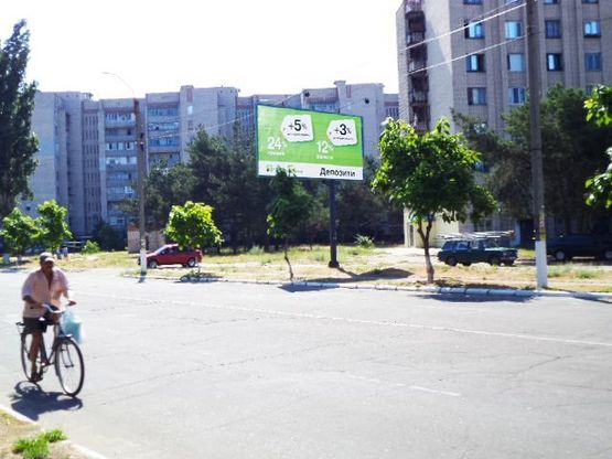 Фото рекламной плоскости по адресу Победы пр., 3