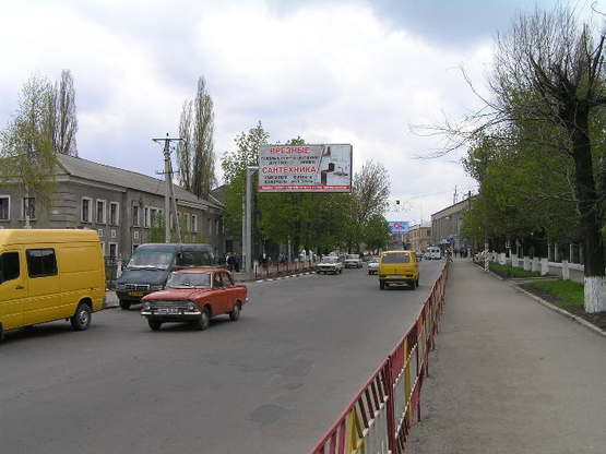 Фото рекламной плоскости по адресу Школа №5,  ул. 50 лет Октября  перед въездом в Сельхозуправление напротив школы №5