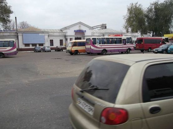 Фото рекламної площини за адресою ул. Лазо, ж/д ВОКЗАЛ, ул. Лазо, ж/д ВОКЗАЛ, на фасаде