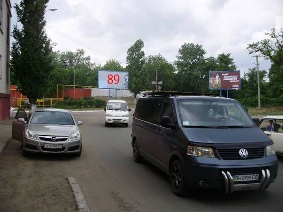 Фото рекламної площини за адресою ул.Лазо-ул.Маршала Бирюзова, ул.Лазо-ул.Маршала Бирюзова, Элеватор, Комбикормовый завод