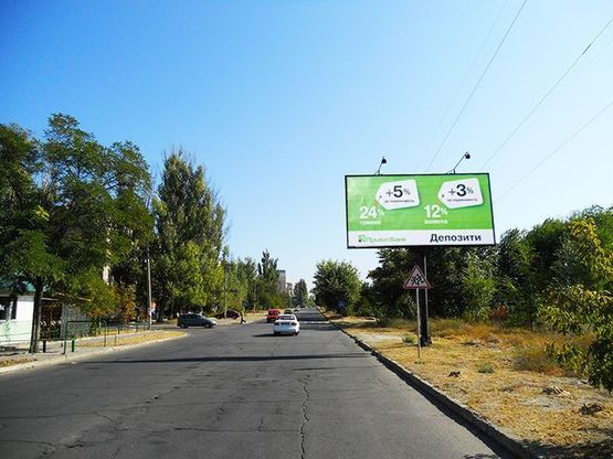 Фото рекламной плоскости по адресу Букина ул. -  Уютная ул.