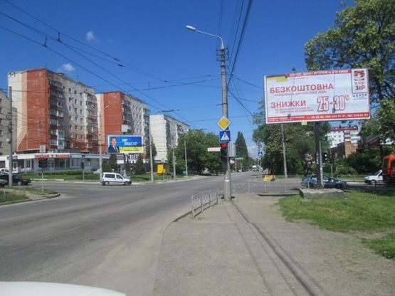 Фото рекламной плоскости по адресу на перехресті вулиць Головної та Південно-Кільцевої