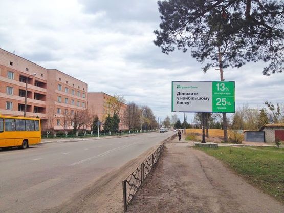 Фото рекламной плоскости по адресу Суворова ул., 8