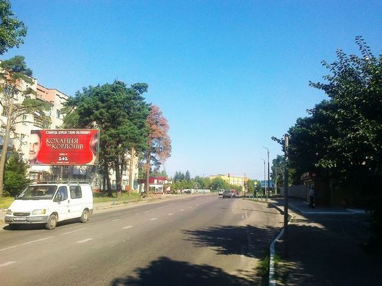 Фото рекламной плоскости по адресу Суворова ул., 8