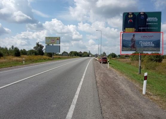 Фото рекламной плоскости по адресу М-06 Киев-Чоп, въезд в город, с. Пасикы-Зубрыцки, нижний