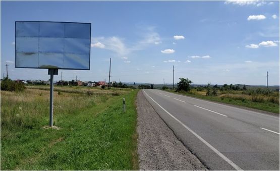 Фото рекламной плоскости по адресу Трасса М-06 Киев-Чоп, с.Ямпиль, левый