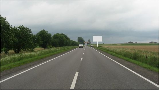 Фото рекламної площини за адресою Автодорога Львов-Радехов, въезд во Львов, справа