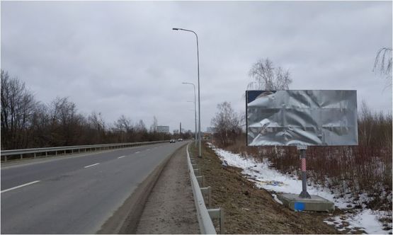 Фото рекламной плоскости по адресу Автодорога Львов-Пустомиты, выезд из г.Пустомиты, левый
