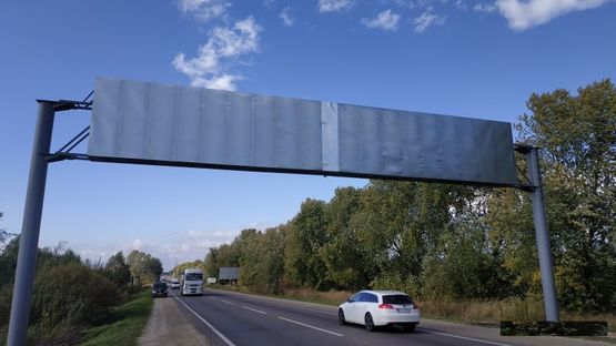 Фото рекламной плоскости по адресу Кольцевая дорога, Западный обход, с. Сокольники, в сторону ТЦ "Metro"