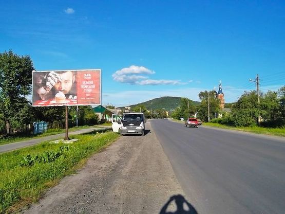 Фото рекламной плоскости по адресу Петлюри  ул., ( 200 м. "РайфайзенБанкАваль")