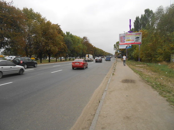 Фото рекламної площини за адресою Кільцева дорога, 300 м до в’їзду на ринок "Столичний"(сетофор)