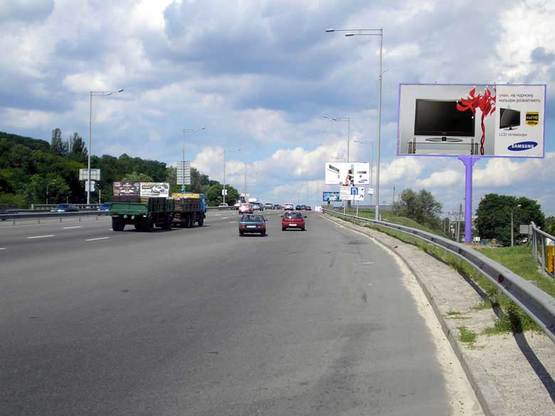 Фото рекламной плоскости по адресу Надднепрянское шоссе, ул.Промышленная направление на мост Патона