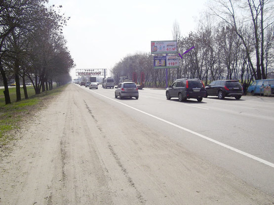 Фото рекламної площини за адресою Кільцева дорога, 200 м до в’їзду на ринок "Столичний" (нижня пл.)