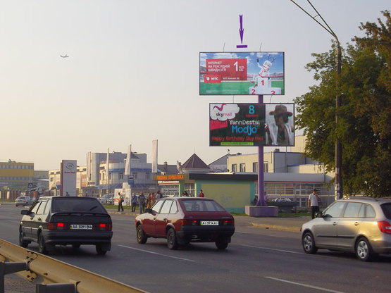 Фото рекламной плоскости по адресу Кільцева дорога, автосалон GreatWall (верхня пл.)