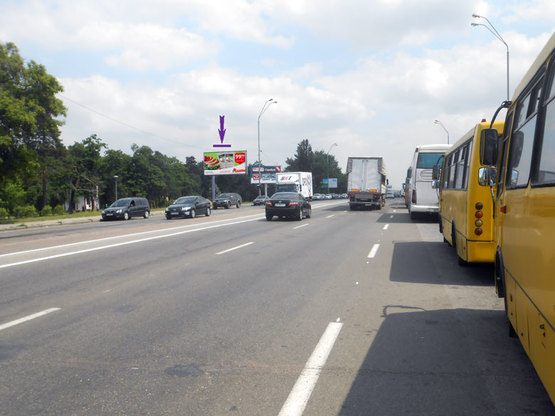 Фото рекламної площини за адресою пр. Броварський,  навпроти вул. Кіото, 19, КНТЕУ, напрямок виїзда із міста