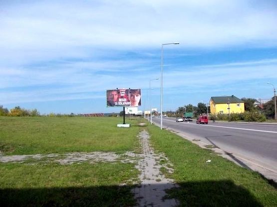 Фото рекламной плоскости по адресу Надречная ул., (напротив д. №18)