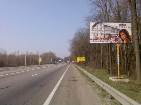 Фото рекламної площини за адресою трасса Киев-Одесса_км 30+350_правый // из Киева