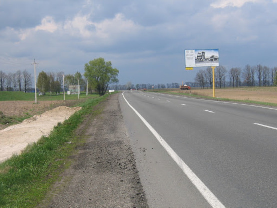Фото рекламної площини за адресою трасса Северо-Восточный обход км 17+750 правый // из Киева