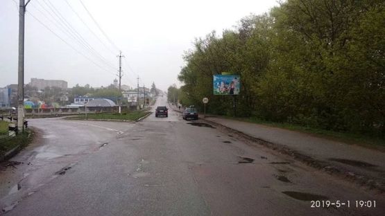 Фото рекламної площини за адресою ул. Грушевского, мост, в центр, до рынка, АТБ - 300м