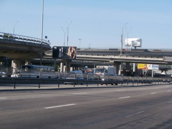 Фото рекламной плоскости по адресу Надднепрянское шоссе, М"Выдубичи" (по ходу к мосту Патона)