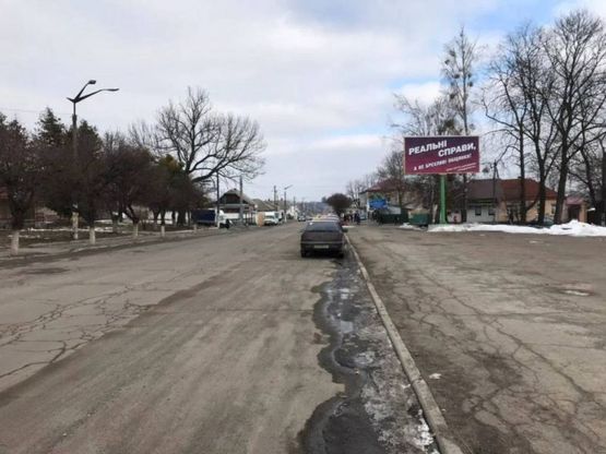 Фото рекламної площини за адресою Рыночная пл., центр, автостанция, напротив универмага ("Сильпо"-200м)