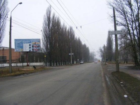 Фото рекламной плоскости по адресу ул. Параджанова, 62 - Металлистов, в центр (ЖЗМК, тамож.терминал, к АЗС ОККО, АЗС КЛО, мет.база АВ Металл Групп)