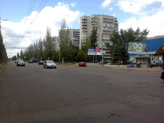 Фото рекламной плоскости по адресу 30 лет Победы ул., 36 остановка (супермаркет"Fresh Маркет")