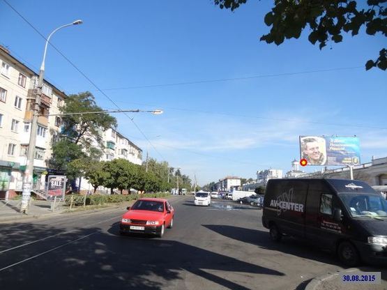 Фото рекламной плоскости по адресу Zt 030 вул.Небесної сотні,10 "Ринок РАДА"в центр Б