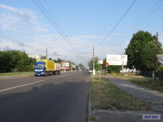 Фото рекламной плоскости по адресу Zt 048 вул Черняховського,64 ТЦ "Океан" А