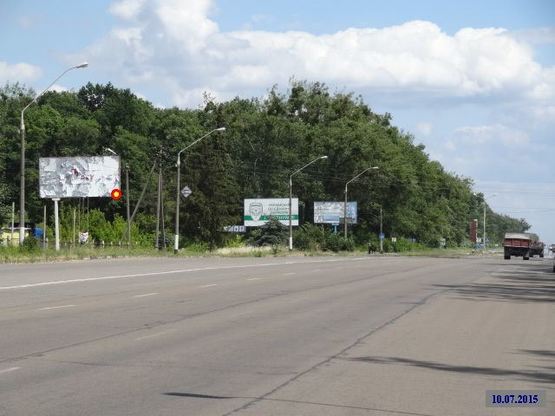 Фото рекламной плоскости по адресу Zt 016 Київське шосе,141 ресторан"Полісся" Б