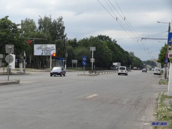 Фото рекламной плоскости по адресу Zt 075 вул.Ватутіна,98 м-н"ЕКО" Б