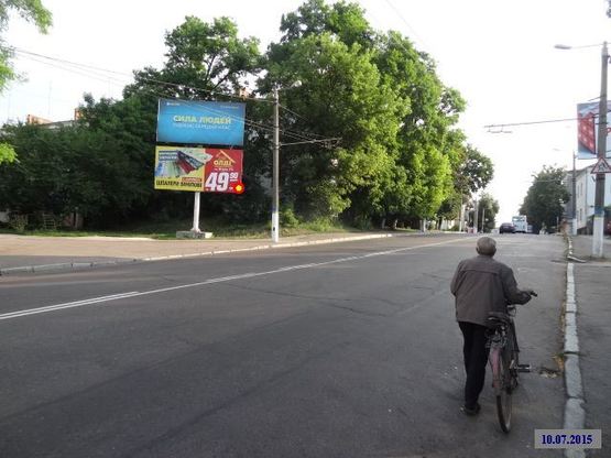 Фото рекламной плоскости по адресу Zt 071 вул. Л.Качинського,14 м-н "ЕКО"(нижній) А1