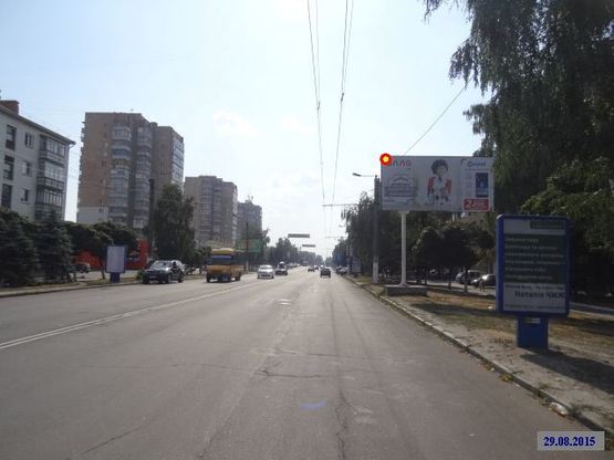 Фото рекламной плоскости по адресу Zt 098 вул.Київська,81 А ТРЦ "Глобал.UA"А