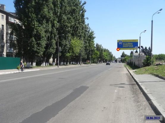 Фото рекламной плоскости по адресу Zt 106 вул. Грушевського ,97 ТРЦ"Глобал.UA "Центральний речовий"№4 А