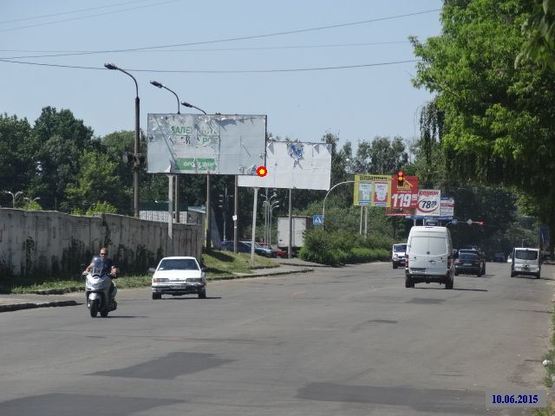 Фото рекламной плоскости по адресу Zt 107 вул. Грушевського  ,97 ТРЦ"Глобал.UA "Центральний речовий"№4 Б
