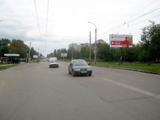 Фото рекламной плоскости по адресу Чигиринская ул., 28, (напротив хлебзавода) (100 м.к АЗС"БРСМ Нафта")