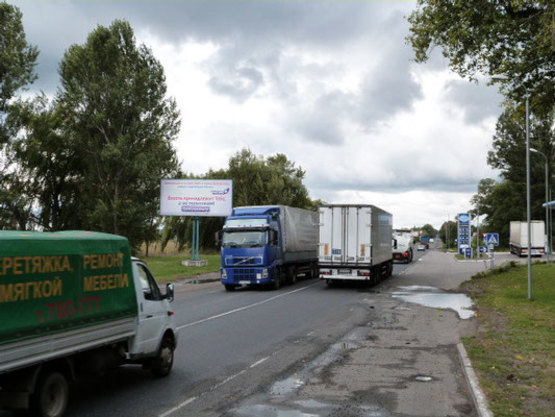 Фото рекламной плоскости по адресу просп. Полтавский, 281, р-н АЗС, Полтавское направление