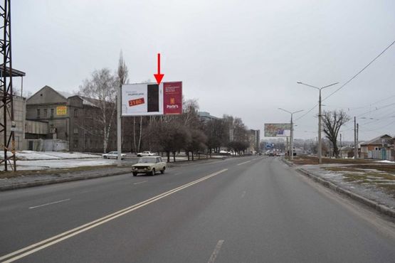 Фото рекламной плоскости по адресу ул. Ак. Павлова 82 в центр