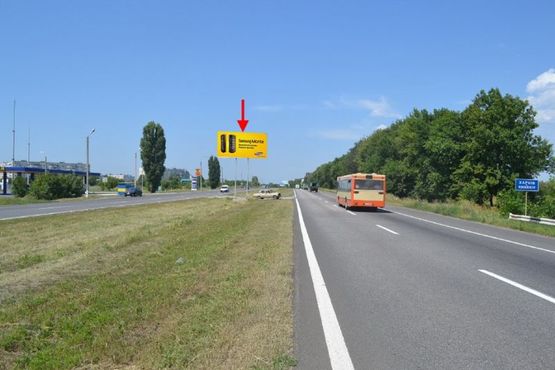 Фото рекламной плоскости по адресу Московский пр-т - Ростовская трасса возле газовой заправки (въезд в город)