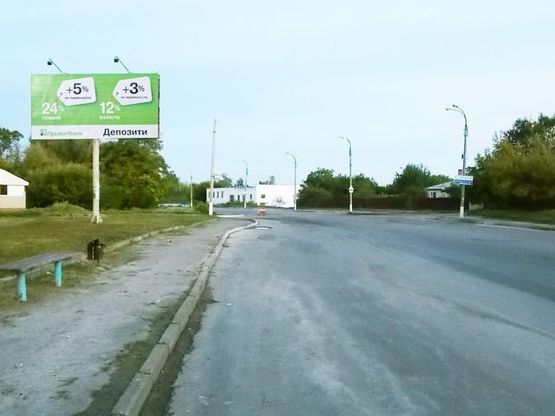 Фото рекламної площини за адресою Героев Холодноярцев ул.  (напротив Гостелло пер.)