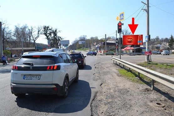 Фото рекламной плоскости по адресу Симферопольское шоссе- ул. Харьковская -поворот на Бабаи -из центра