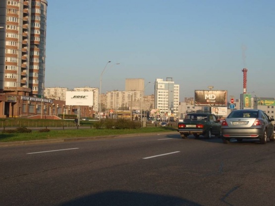 Фото рекламної площини за адресою Саперно-Слободская ул.10, выезд с Николая Гринченко (возле м-на "Велика Кишеня")