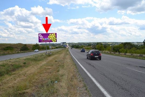 Фото рекламної площини за адресою Московский пр-т - Ростовская трасса - АЗС Аэлита-6-выезд из города