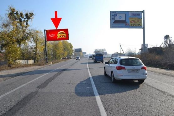 Фото рекламної площини за адресою Симферопольское шоссе- ул. Соборная - в р-не АЗС Motto -в центр